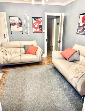 Canterbury rustic home with walking distance of the in City Center!